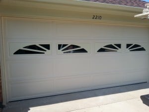 Windsor 790 Double Steelback Almond Garage Door