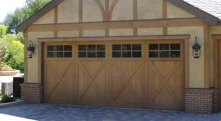 custom garage door designs 